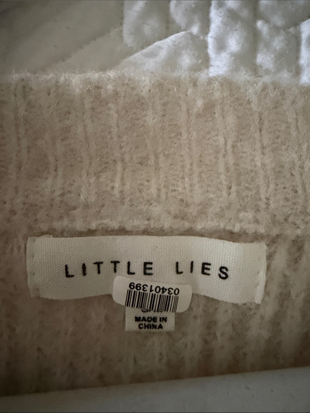 Light Cream Ribbed Button-Front Cardigan Sweater - Picture 3 of 4